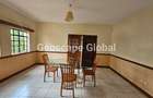 5 Bed House with En Suite in Runda - 3