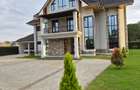 5 Bed House with En Suite in Runda - 13