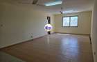 3 Bed Apartment with En Suite at Links Road - 12