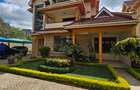 4 Bed Villa with En Suite in Lavington - 1