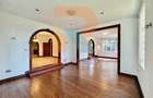 5 Bed Townhouse with En Suite in Rosslyn - 7