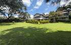5 Bed House with En Suite in Nyari - 1