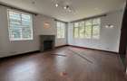 4 Bed House with Swimming Pool in Rosslyn - 5