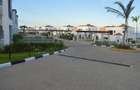 2 Bed Apartment with En Suite at Greenwood Drive - 13