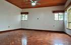5 Bed House with En Suite in Runda - 10