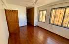 3 Bed Apartment with En Suite at 1St Avanue - 9