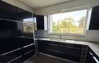 3 Bed Apartment with En Suite in Riverside - 14