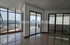 4 Bed Apartment with En Suite in Riverside - 12