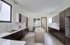 5 Bed Townhouse with En Suite at Lavington Green - 7
