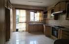 4 Bed Townhouse with En Suite in Westlands Area - 19