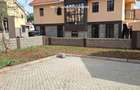 4 Bed Townhouse with En Suite at Rimpa - 3