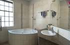 3 Bed Apartment with En Suite in General Mathenge - 11