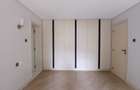 6 Bed Townhouse with En Suite at Lavington - 13