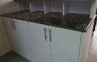 7 Bed House with En Suite in Redhill - 4