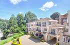 5 Bed Townhouse with En Suite at Lavington Green - 6