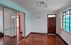 5 Bed Townhouse with En Suite in Lavington - 10