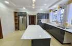 5 Bed Townhouse with En Suite in Kiambu Road - 4