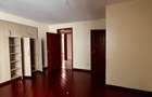 3 Bed Apartment with En Suite in Lavington - 9