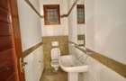 3 Bed Apartment with En Suite at Riverside Dr - 10