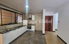 2 Bed Apartment with En Suite in Parklands - 4