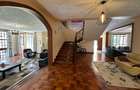 6 Bed House with En Suite in Runda - 19