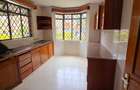 4 Bed Townhouse with En Suite in Lavington - 10