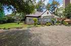 Commercial Property with Service Charge Included in Kilimani - 5
