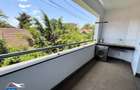 3 Bed Apartment with En Suite at Riverside Grove - 8