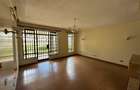 5 Bed Villa with En Suite at Lavington - 2