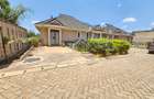 5 Bed Townhouse with En Suite in Kitisuru - 1