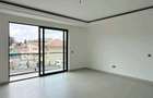3 Bed Apartment with En Suite at Brookside Drive - 1