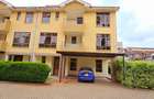 5 Bed Townhouse with En Suite at Lavington Green - 3