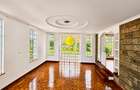 4 Bed House with En Suite in Rosslyn - 5