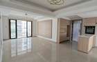 3 Bed Apartment with En Suite in Riverside - 3
