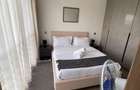 Serviced 3 Bed Apartment with En Suite in Riverside - 15