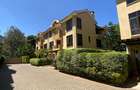 5 Bed Townhouse with En Suite at Amboseli Road - 1