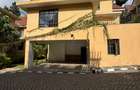 4 Bed Townhouse with En Suite in Kyuna - 5