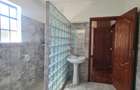 4 Bed House with En Suite at Bomas - 15