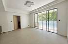 2 Bed Apartment with En Suite in Westlands Area - 2