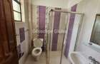 5 Bed House with En Suite in Rosslyn - 7