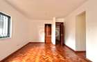 5 Bed Villa with En Suite in Loresho - 9
