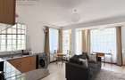 Serviced 1 Bed Apartment with En Suite at Rosslyn - 8