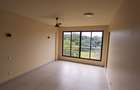 4 Bed Apartment with En Suite at Moyne Drive - 11