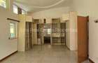 4 Bed Townhouse with En Suite at Riverside Drive. - 13