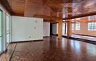 5 Bed House with En Suite at Faith Avenue - 17