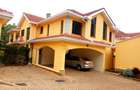 4 Bed Townhouse with En Suite at Off Convent Drive - 20