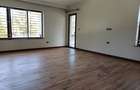 4 Bed Townhouse with En Suite in Karen Hardy - 11