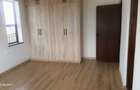 3 Bed Apartment with En Suite at Parklands - 8