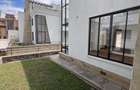 5 Bed Townhouse with En Suite in Lavington - 2