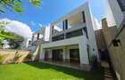 5 Bed Townhouse with Garden in Kyuna - 1